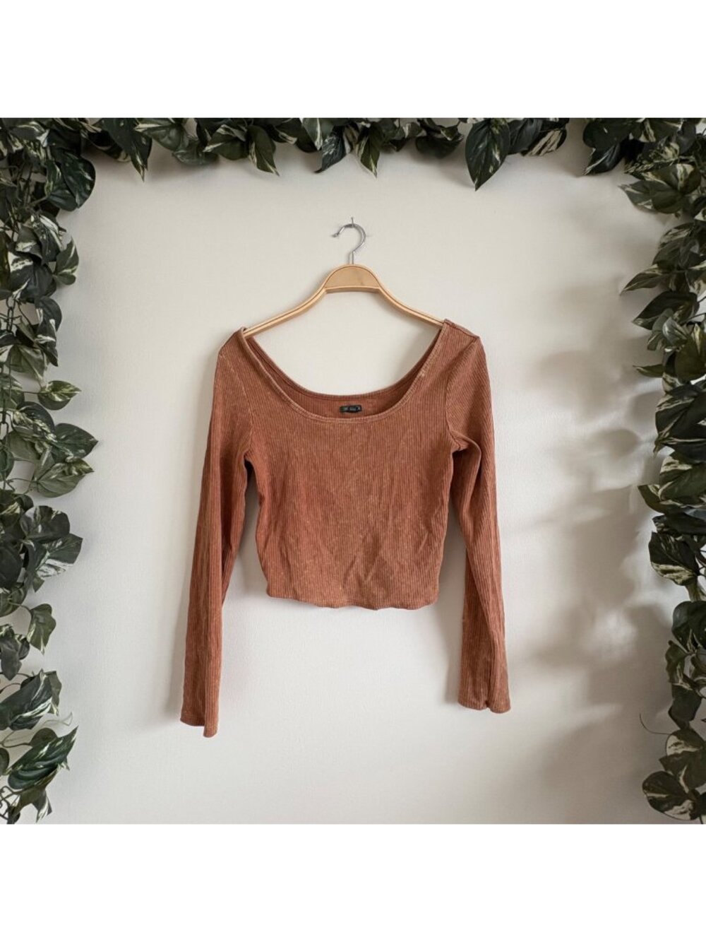 Wild Fable Long Sleeve Ribbed Cropped Long Sleeve Brown Women’s Size L
